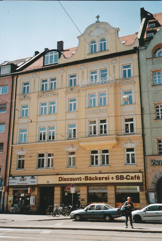 Straßenansicht des Gebäudes in der Zweibrückenstraße 10, 2007