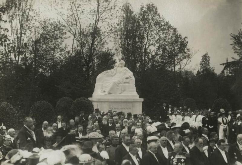 Denkmal-Enthüllung am 21. Mai 1913
